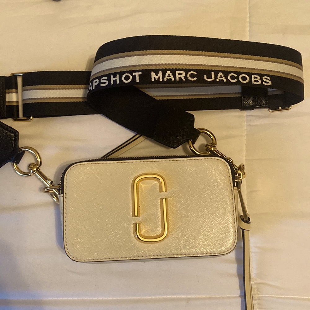 Marc Jacob’s crossbody bag